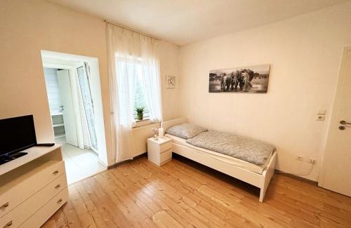Troisdorf-West Apartment | Work & Stay Apartment in Troisdorf