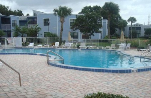 Ventura Condo | Work suitable. Rest suitable. Repeat as appropriate. Yeah!