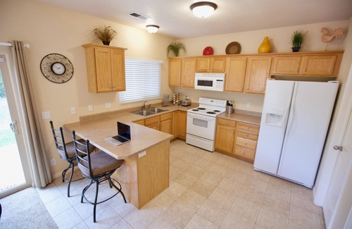 Kanab House | Work/Vacation Townhouse #1 - 3 bdrm/2.5 bath Ensuite