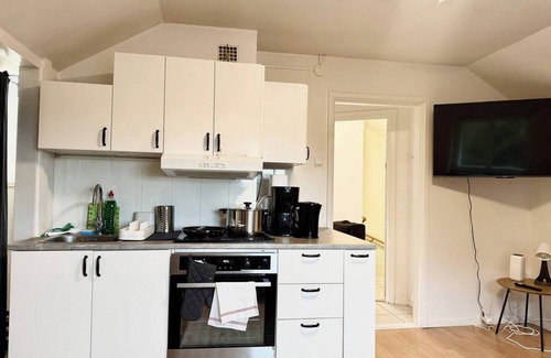 Backadalen House | Workers - Studio - Volvo - Parking lot - All-Inc