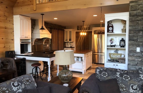 Lester Beach Cottage | World Class Executive Property