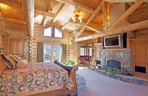 June Lake Cabin | World-class Jewel Of The Sierra Nevada Mountains/mono county license #3179