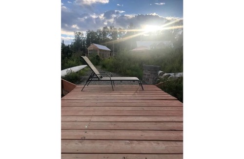 Willow Cabin | World Famous Alaska Little Bear Cabin Talkeetna, Alaska