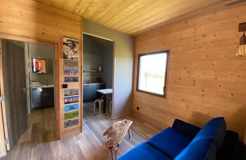 Saint-Vulbas Hotel | World Hotel