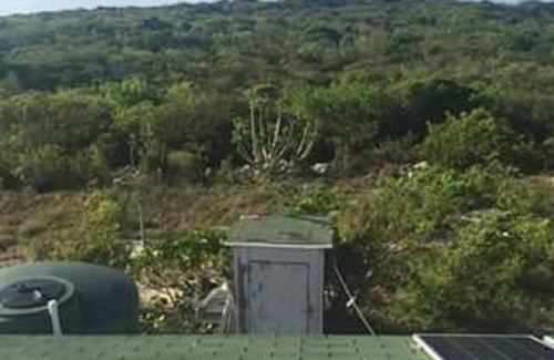 Deadmans Cay House | World's deepest OCEAN BLUE HOLE/PLANTATION RUIN HISTORY/TRANQUILITY/BONE FISHING