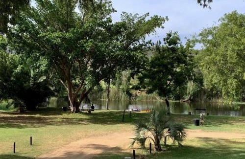 Bonnievale House | Worlds Apart - River Front Guest Farm & Camping