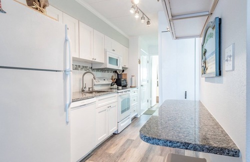 Midtown Ocean City Condo | Worsester House 404, 51st St. Ocean Front - Non Gfroup Rental