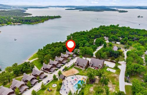 Branson Cabin | Worth the Wake
