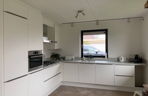 Indijk Villa | Woudsend: Luxury family house for 8 people. by the water!