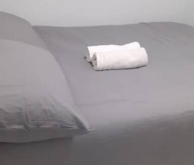 Seri Kembangan Apartment | WOW! 300 Mbps Wi-Fi Self-checkin^4-7 pax^ 3R2B*
