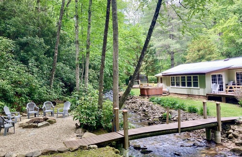 Lake Nantahala Cabin | Wow! Creekside Cabin with Hot Tub, Fire Pit & Starlink High Speed WiFi!