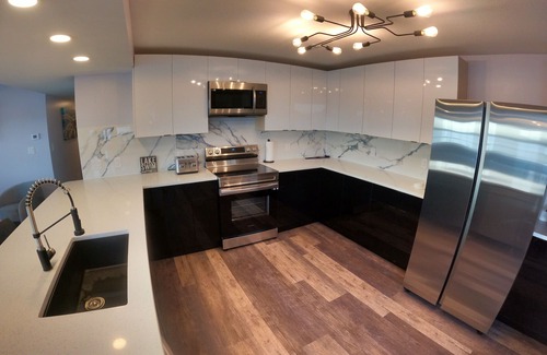 Rocky Mount House | WOW! Lakefront living on the 4MM - Best view on the Lake!