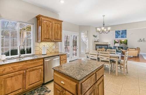 Bella Vista House | WOW! Large Home; Jump Right On Bike Trails, Golf & More!