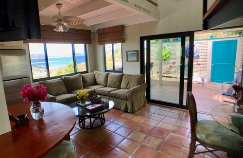 Estate Enighed Condo | WOW Sea & Sunset Views, Minutes to NP Beaches/Town, A/C, Designer Interior, Pool