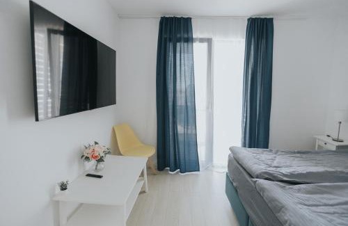 Uzlina Hotel | WPO - WILD PIKE OASIS
