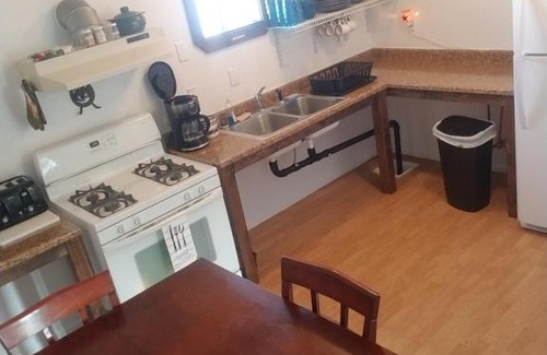 Elgin Hotel | Wranglers Rest Motel