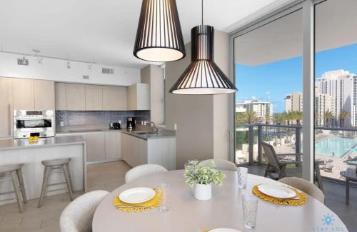 Hollywood South Central Beach Apartment | Wrap Around BalconyParadise Beach Amazing Pools