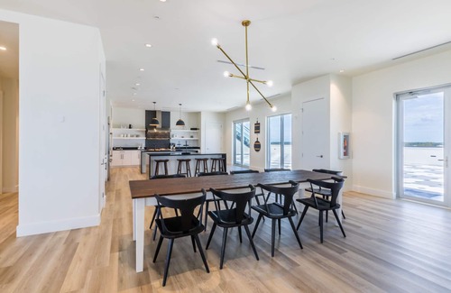 Gulf Shores Condo | Wrap Around BF Balcony ~ 6 BR Gulf Front Condo