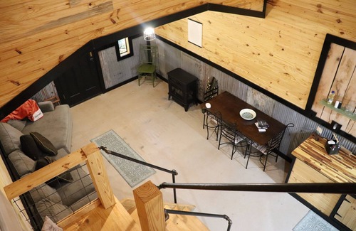Powell Cabin | Wren's Nest Cabin