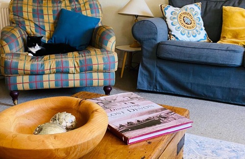 Honiton House | Wrens Cottage