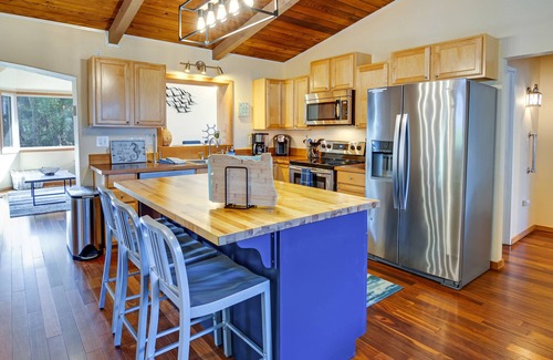 Yachats House | Wrens Nest - Sandy beach north of Yachats
