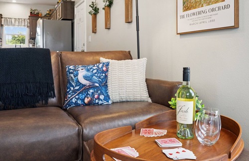 Loveland House | Wright House | Country Retreat w/Spa, EV + Garage