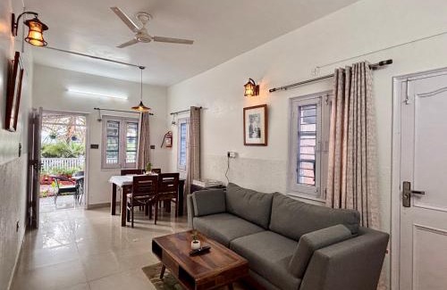 The Mall Road Ski Chalet | Writers Chalet, Mussoorie- Opposite Wynberg Allen, 5 mins to mall road