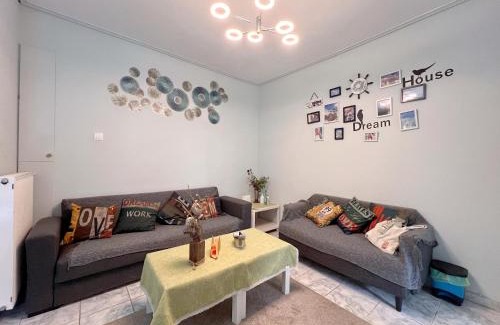 Glyfada Apartment | WSD Glyfada Cozy 1BD Apartment with Balcony near Beach