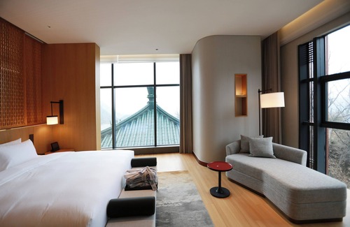 Wudangshan National Park Hotel | Wudang Moutain The Yew House