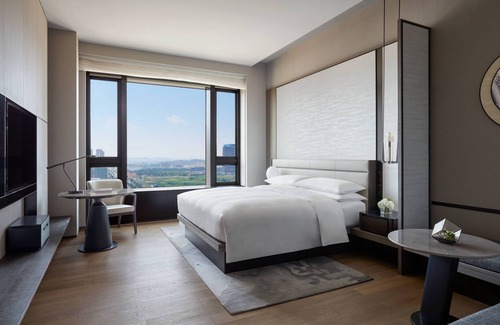 Hongshan Hotel | Wuhan Marriott Hotel Optics Valley
