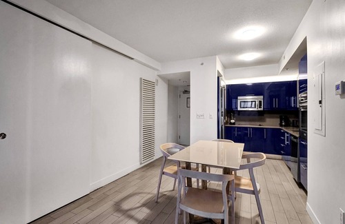 Central Beach Condo | WVR Vacation Residences 602