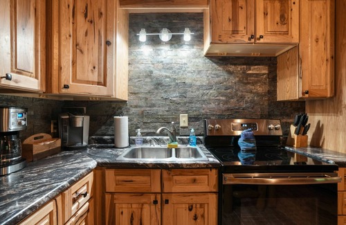 Rockbridge Cabin | Wyandot Cabin- At Big Pine Retreat