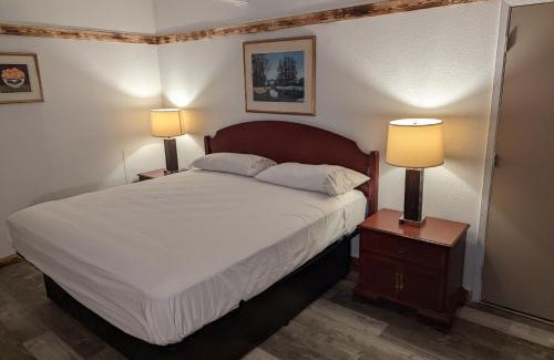 Dodge City Hotel | Wyatt Earp Hotel