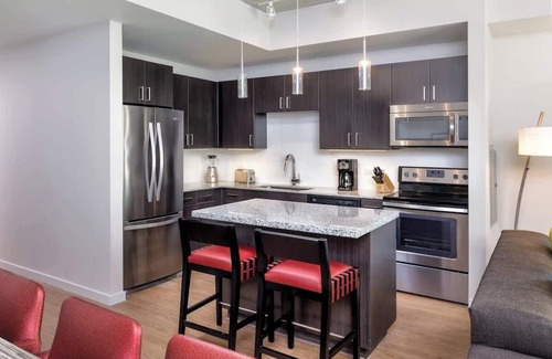 Civic District Condo | Wyndham Austin Resort|1BR/1BA King Bed w/Gym&Pool