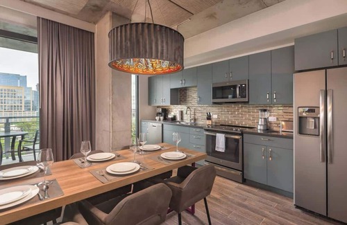 Civic District Condo | Wyndham Austin Resort|1BR/1BA King Bed w/Gym&Pool