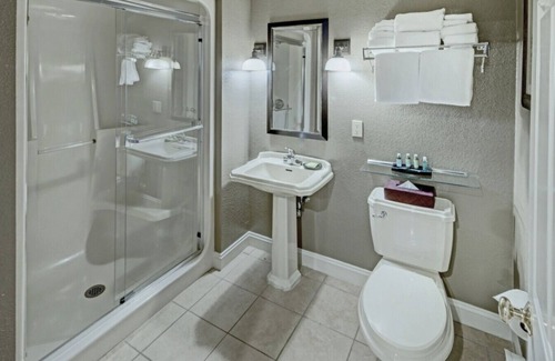 Hancock Resort | Wyndham Bentley Brook-Ski In/Out, Pool, Next to Jiminy Peak - Only 25% Deposit!