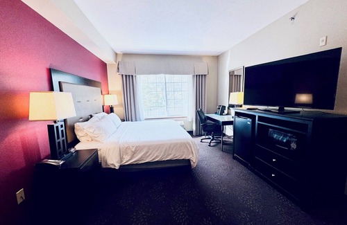 Anchorage Hotel | Wyndham Garden Anchorage Airport