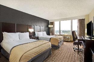 Downtown Hotel | Wyndham Garden Norfolk Downtown