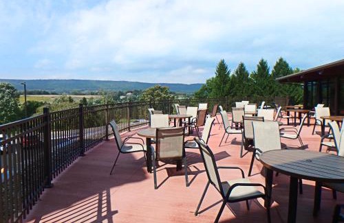 Boalsburg Hotel | Wyndham Garden State College