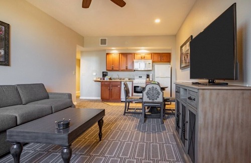 Las Vegas Condo | Wyndham Grand Desert, Las Vegas, 1 Bedroom Deluxe Suite