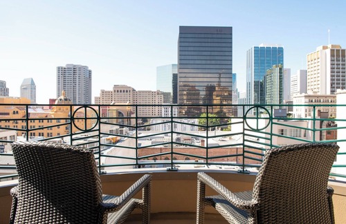 Gaslamp Quarter Condo | Wyndham Harbour Lights | Four Studio Suites