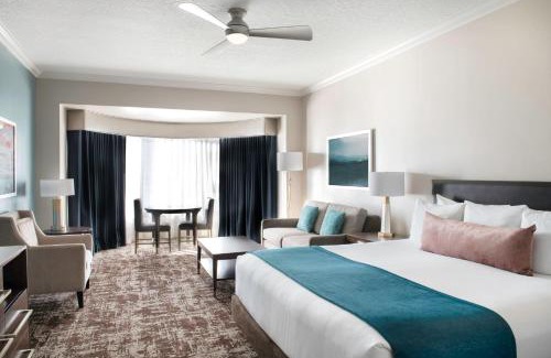 Gaslamp Quarter House | Wyndham Harbour Lights Studio Apartment with Resort Access