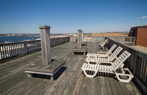 Yachting Village Condo | Wyndham Inn on the Harbor, perfect location