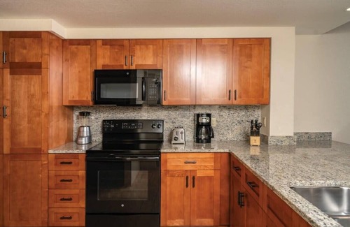 Kahaluu-Keauhou Condo | Wyndham Kona Coast Resort|2BR/2BA Queen Balc Suite