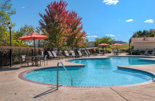 Table Rock House | Wyndham Mountain Vista 2BR Apartment with Resort Access