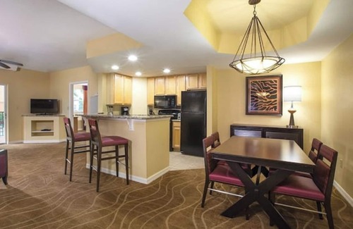 Survey Creek Condo | Wyndham Palm-Aire Resort 1 Bedroom Condo with Family-Friendly Amenities