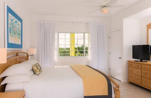 Colliers Bay Resort | Wyndham Reef Resort Grand Cayman | 2 Bedroom