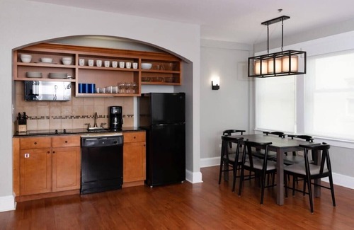 Downtown San Antonio Condo | Wyndham Riverside Suites | 2BR/2BA Queen Suite