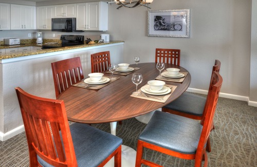 Brush - Stewarts Condo | Wyndham's Ocean Walk Resort - 2 Bedroom Deluxe
