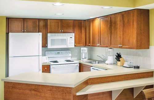 Pompano Beach Resort | Wyndham Santa Barbara- 2 Bedroom Unit Sleeps 6!